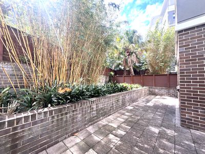 84 / 54A Blackwall Point Road, Chiswick