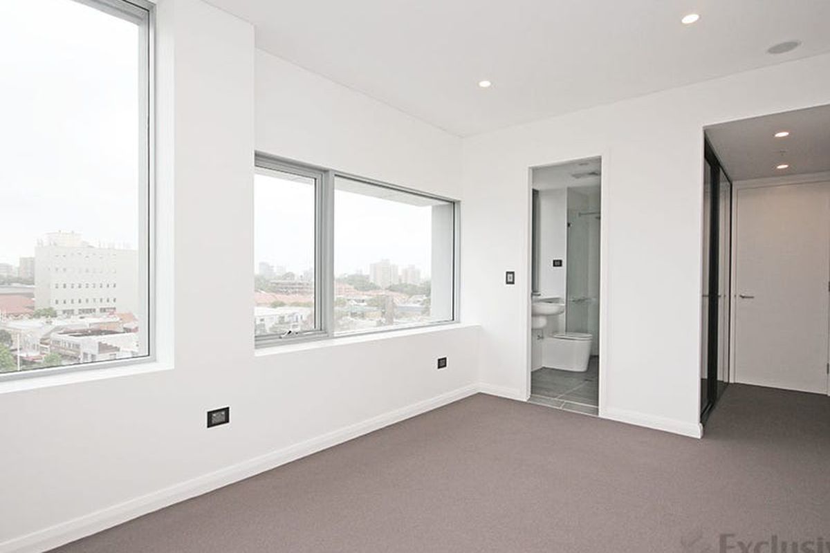 704 / 1B Lawson Square Street, Redfern