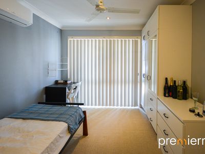 2 / 18 Devalera Street, Collingwood Park