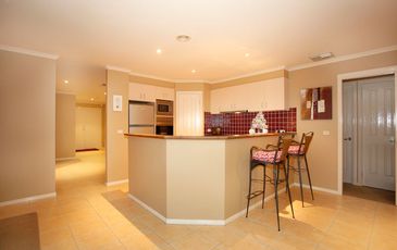 39 Fieldstone Boulevard, Beaconsfield