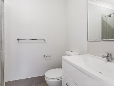2/5 Mayfair Crescent, Kallangur