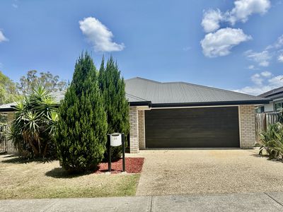 33 Hughes Road East, Dakabin