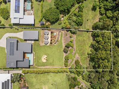 10 Kingfisher Crescent, Palmview