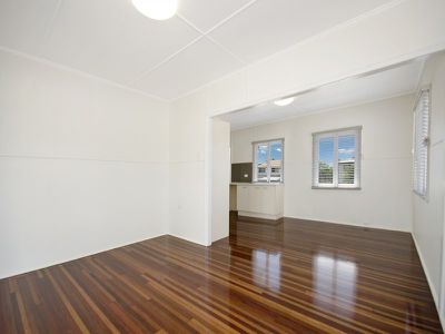 21 First Avenue, Railway Estate