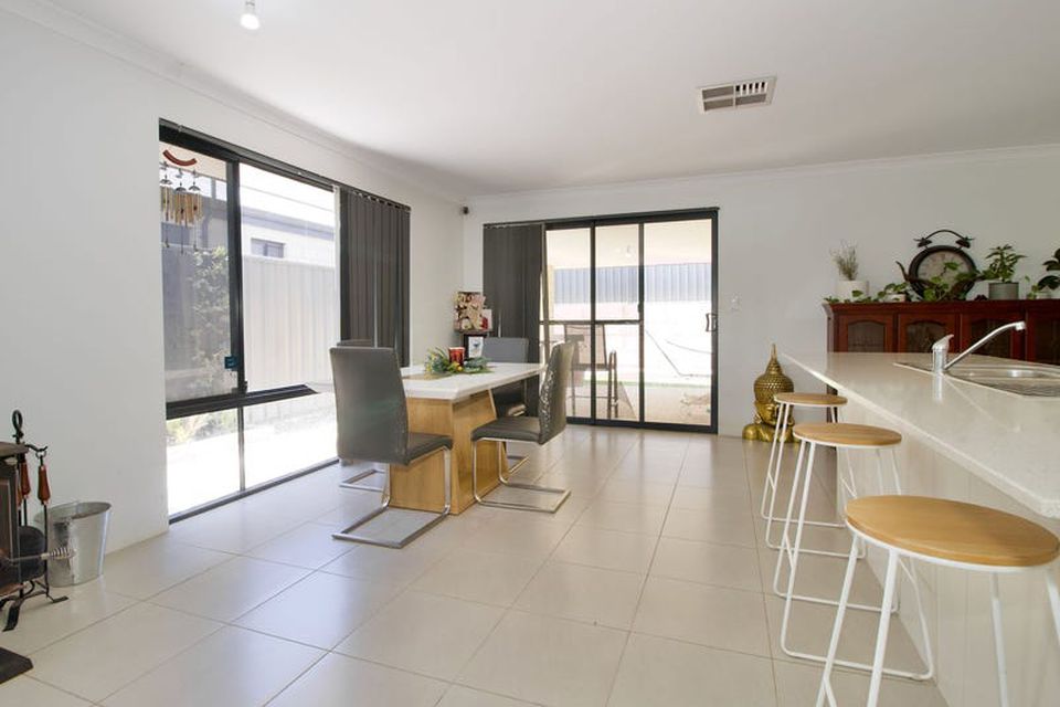 28 Dolomite Avenue , Wellard