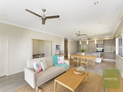 30 Westbrook Drive, Idalia