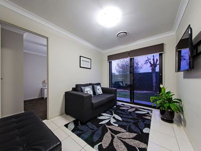 7 Amalia St, Birkdale