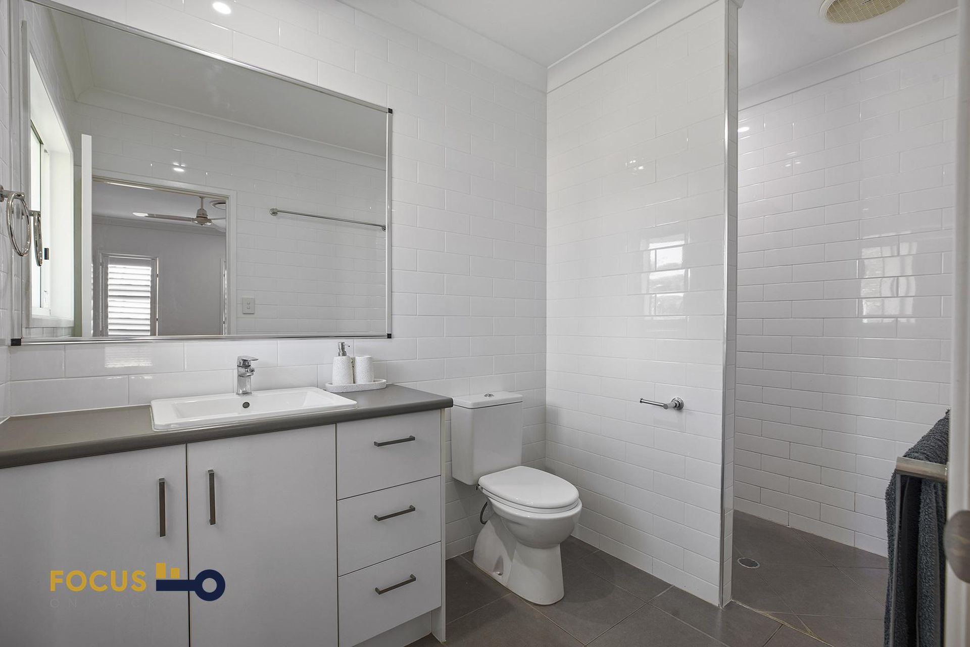 56 Panoramic Drive, Sarina