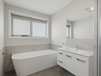 50a & 50b Deavan Drive , Shorewell Park