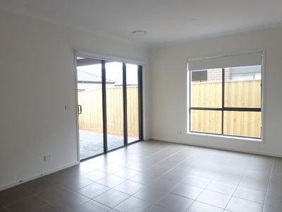 10 Thurston Avenue, Tarneit