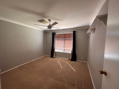 8 Sandra Place, Dubbo