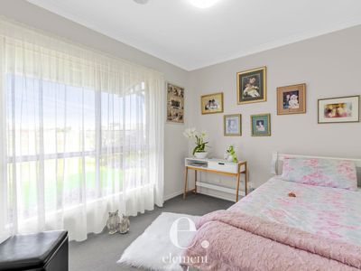 8 Split Court, Leopold