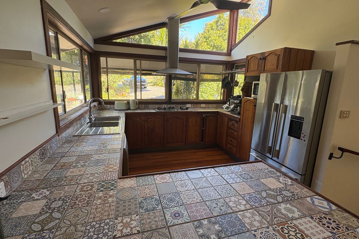 71 Lakes Boulevarde, Wooloweyah