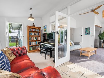 71 Main Road, Redcliffs