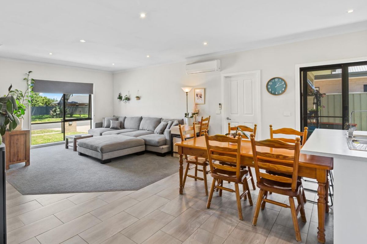 87 Cambridge Drive, Mansfield