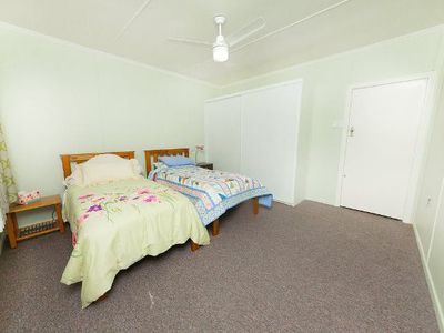 17 Lloyd George Street, Eastern Heights