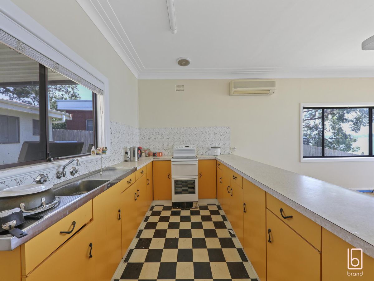 62 Main Road, Toukley