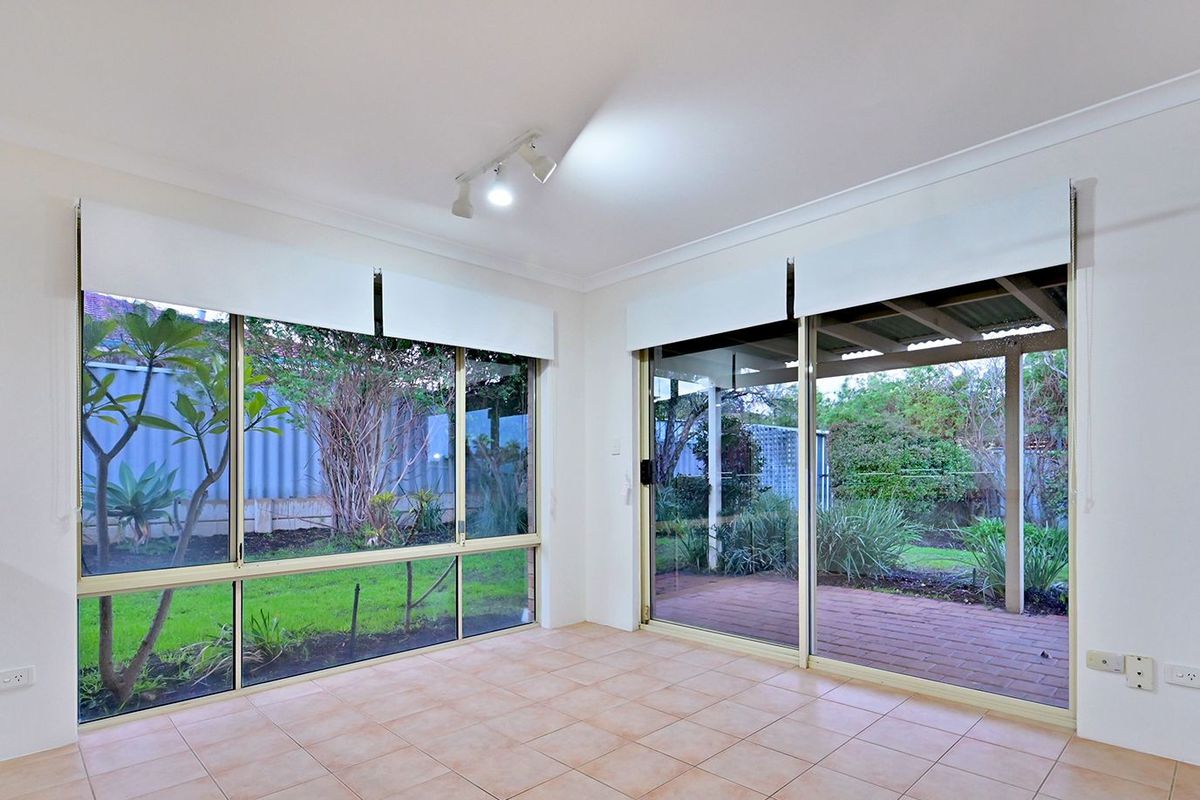 21 Muirfield Way, Joondalup