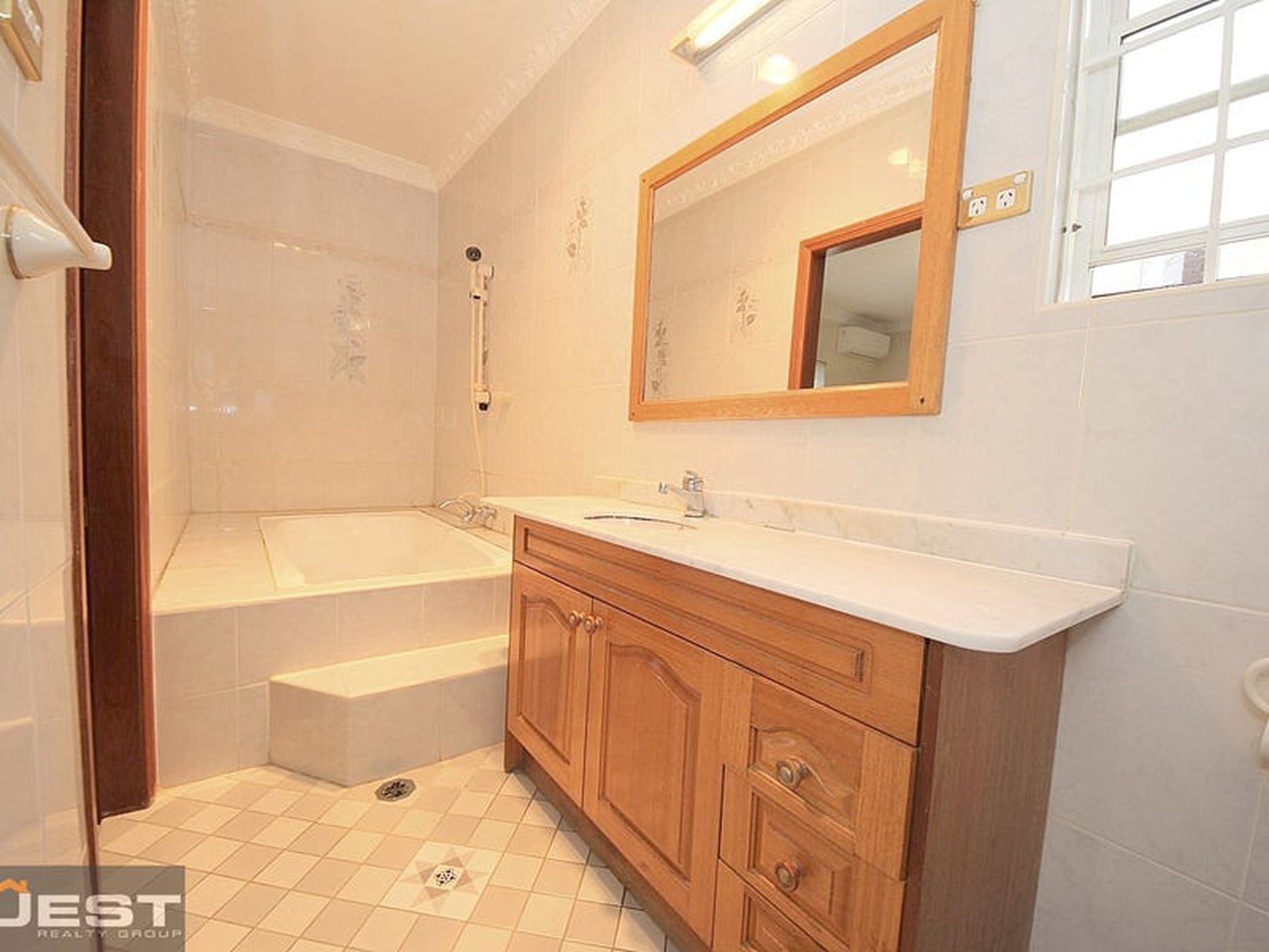 10 Gordon Street, Bankstown