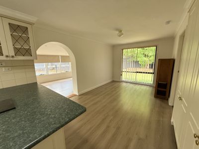27 Chilvers Place, Griffith
