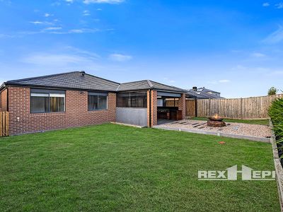 42 Deoro Parade, Clyde North