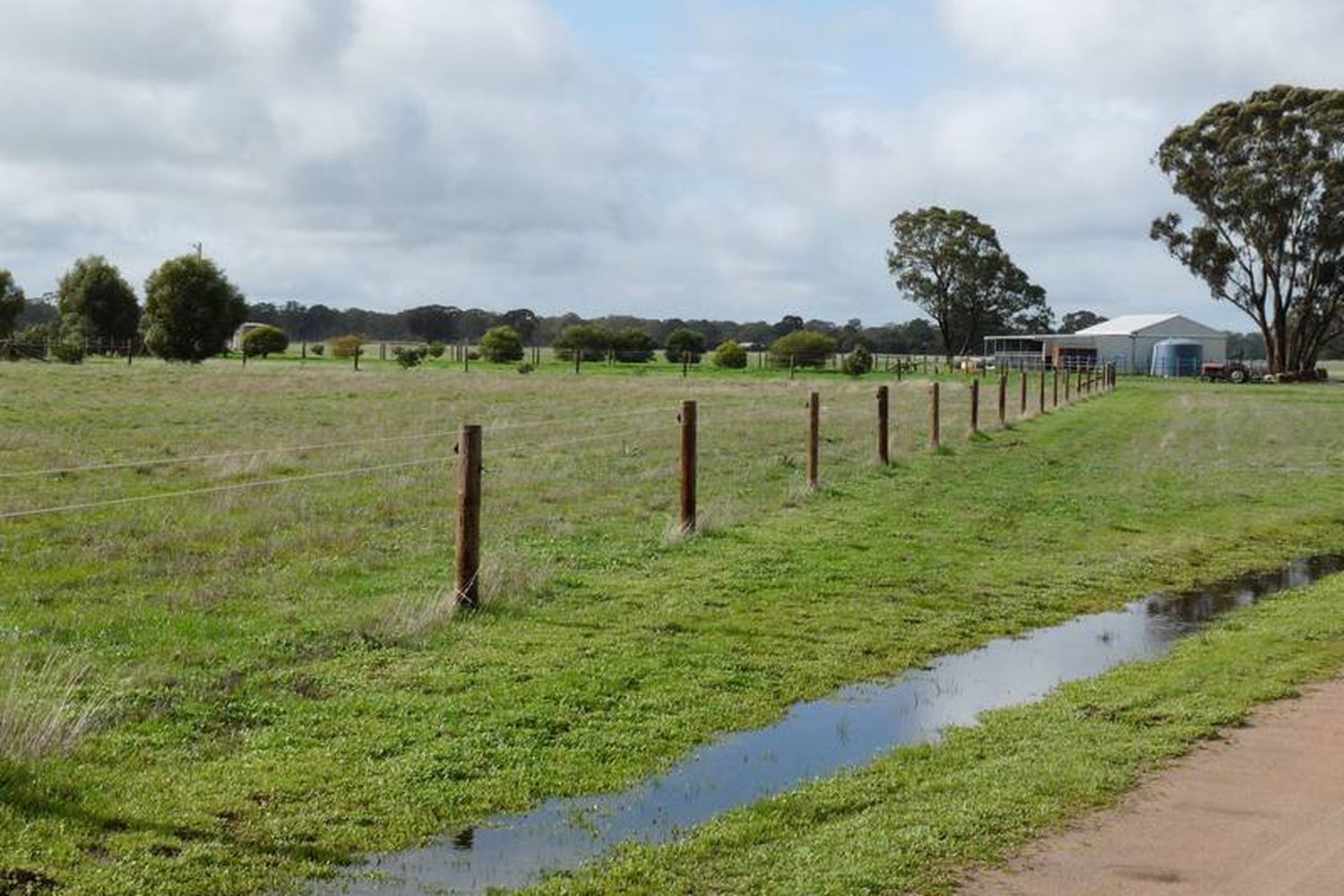 668 Walsh Rd, Horsham