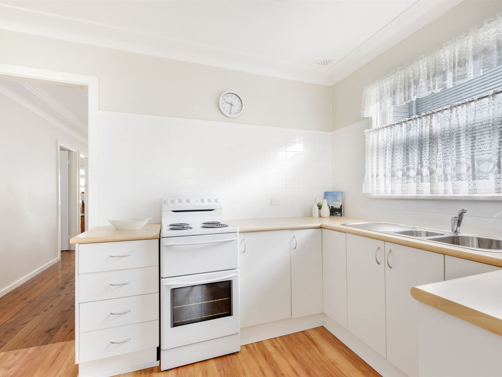 49 Carroll Avenue, Lake Conjola