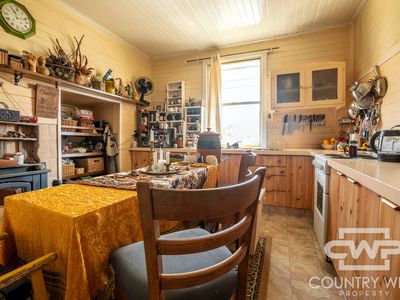 117 Moore Street, Emmaville