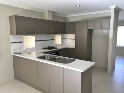 4/3 Duggan Court, Balga