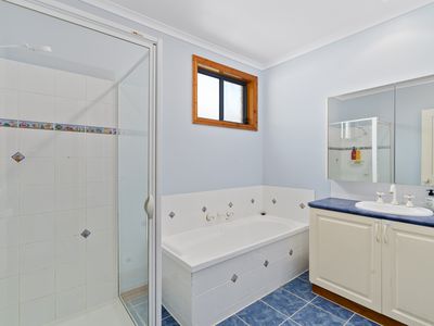 35 Madden Drive, Yarrawonga