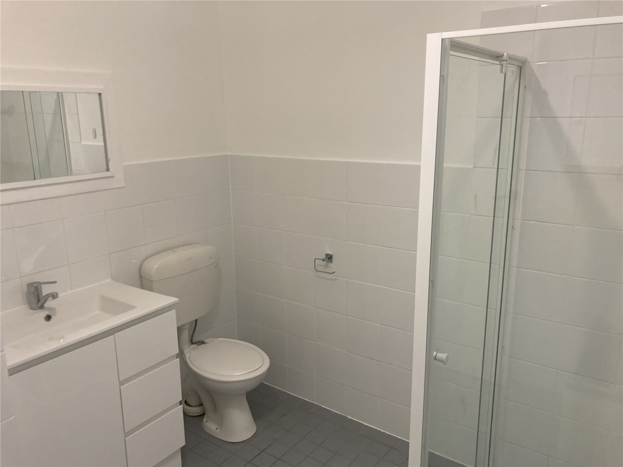 24 Railway Terrace, Kilburn