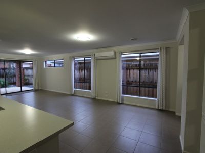 7 Leghorn Way, Marshall