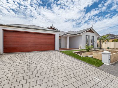 4 CHELSEA CIRCUIT, Success