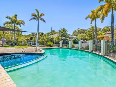 68 / 590 Pine Ridge Road, Coombabah