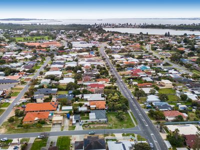 161 Safety Bay Road, Shoalwater