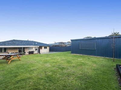 27 Sicklemore Rd, Parmelia