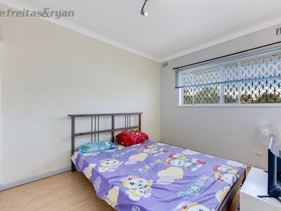 12 / 13 Milton Place, Orelia