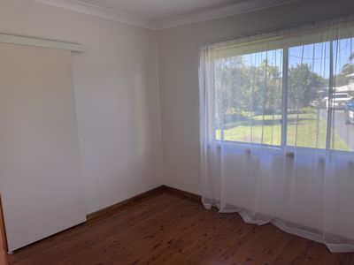 30 James Crescent, Kings Point