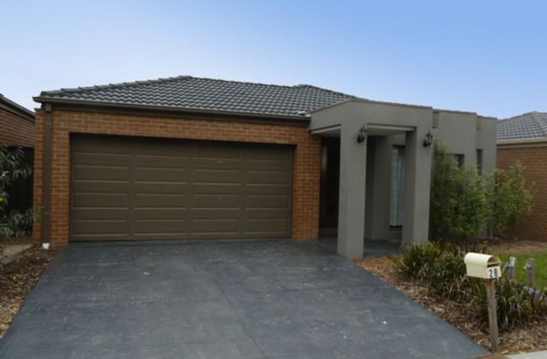 28 Silvergum Way, Craigieburn