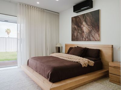 63 MURDOCH DRIVE, Singleton