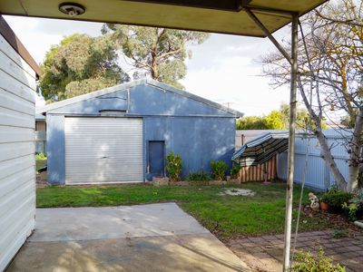 18 Howard Street, Horsham