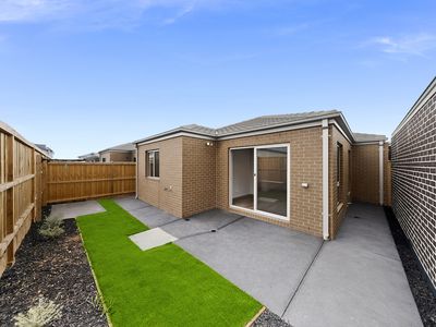 26 Aurora Drive, Cranbourne West