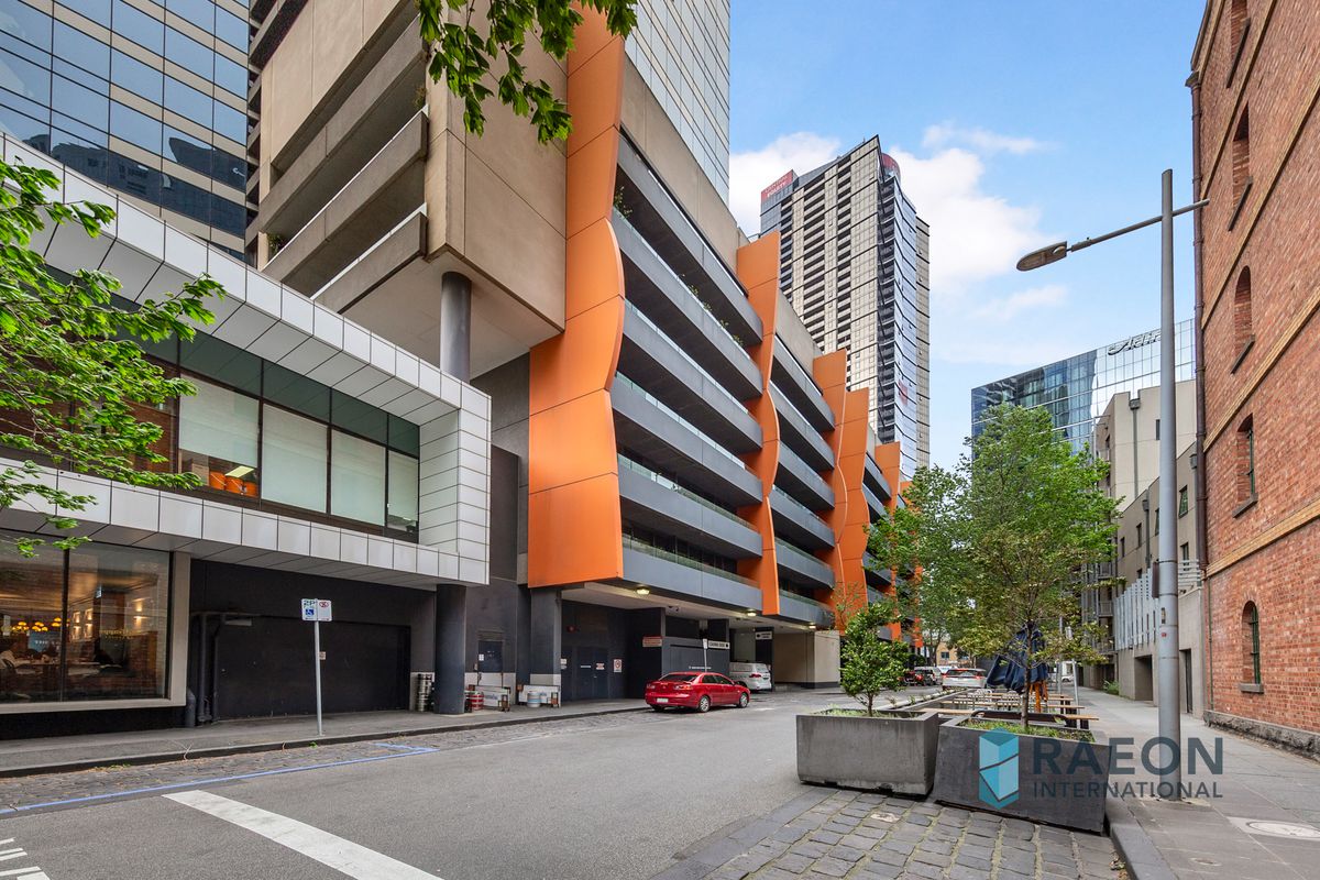 21 / 8 Cook Street, Southbank