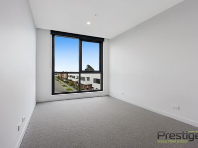 B210 / 1408 Centre Road, Clayton South