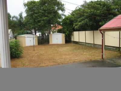 25 Dreanought Street, Roselands