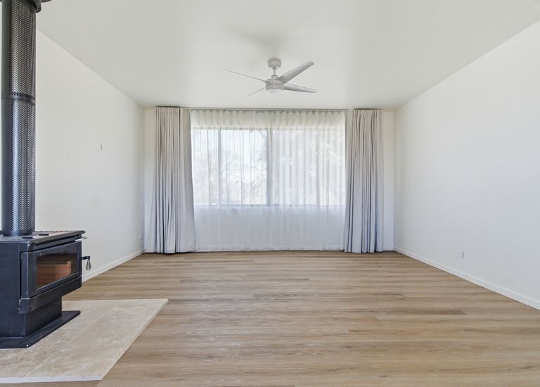 138 Oakleys Road, Portland