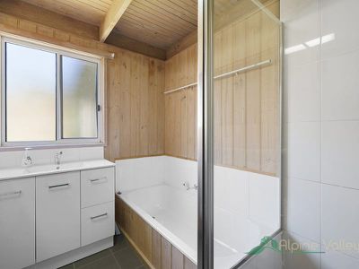 4 Dederang Road, Tawonga South