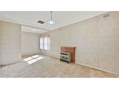 12 Sanderson Street, Dubbo