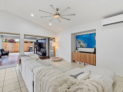 7 RED GUM CLOSE, Mount Sheridan