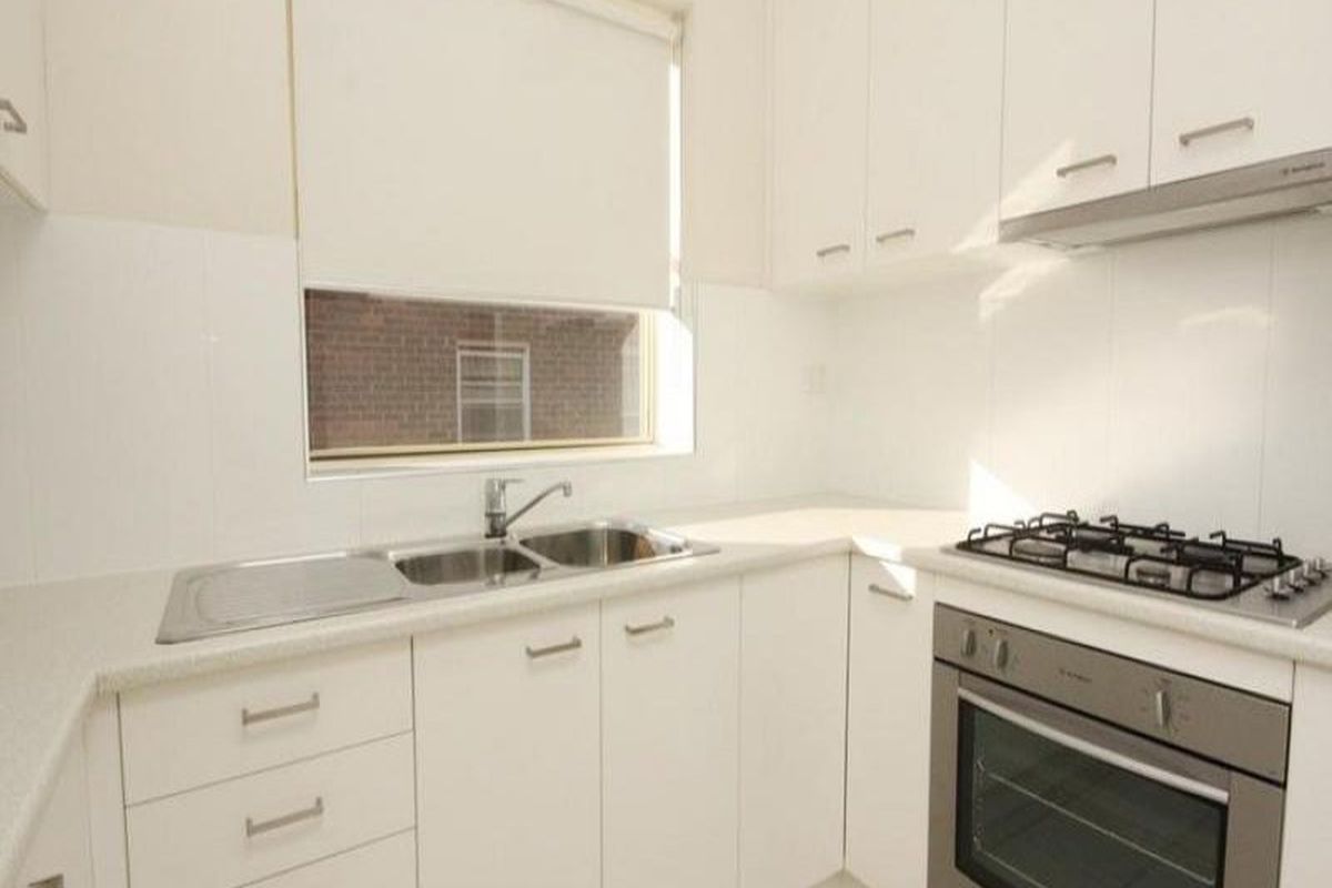 4 / 128 Majors Bay Road, Concord